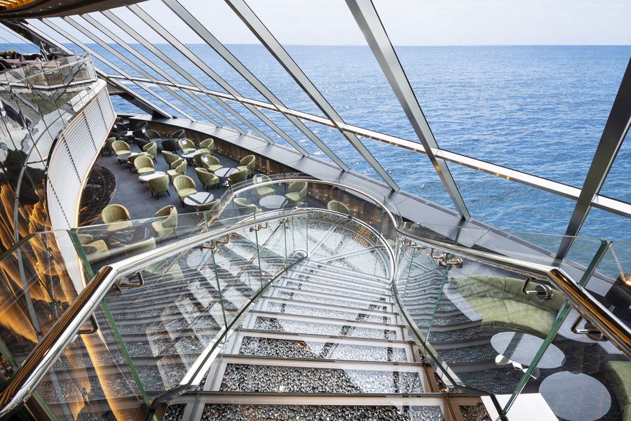 MSC Cruises MSC Virtuosa MSC Yacht Club Top Sail Lounge 3.jpg
